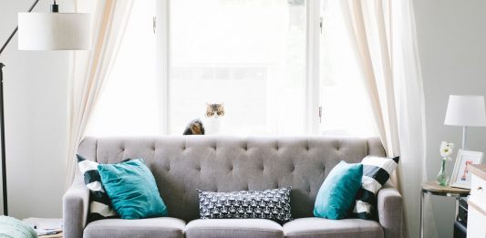 חדר מגורים פונקציונאלי