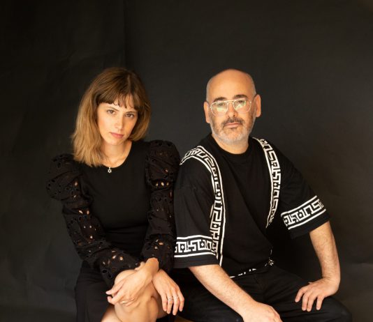 הקשר בין אומנות דיגיטלית בבית לבין מגפת הקורונה